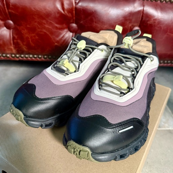 On Cloud Women’s Cloud 6 Geo Waterproof - Picture 3 of 7